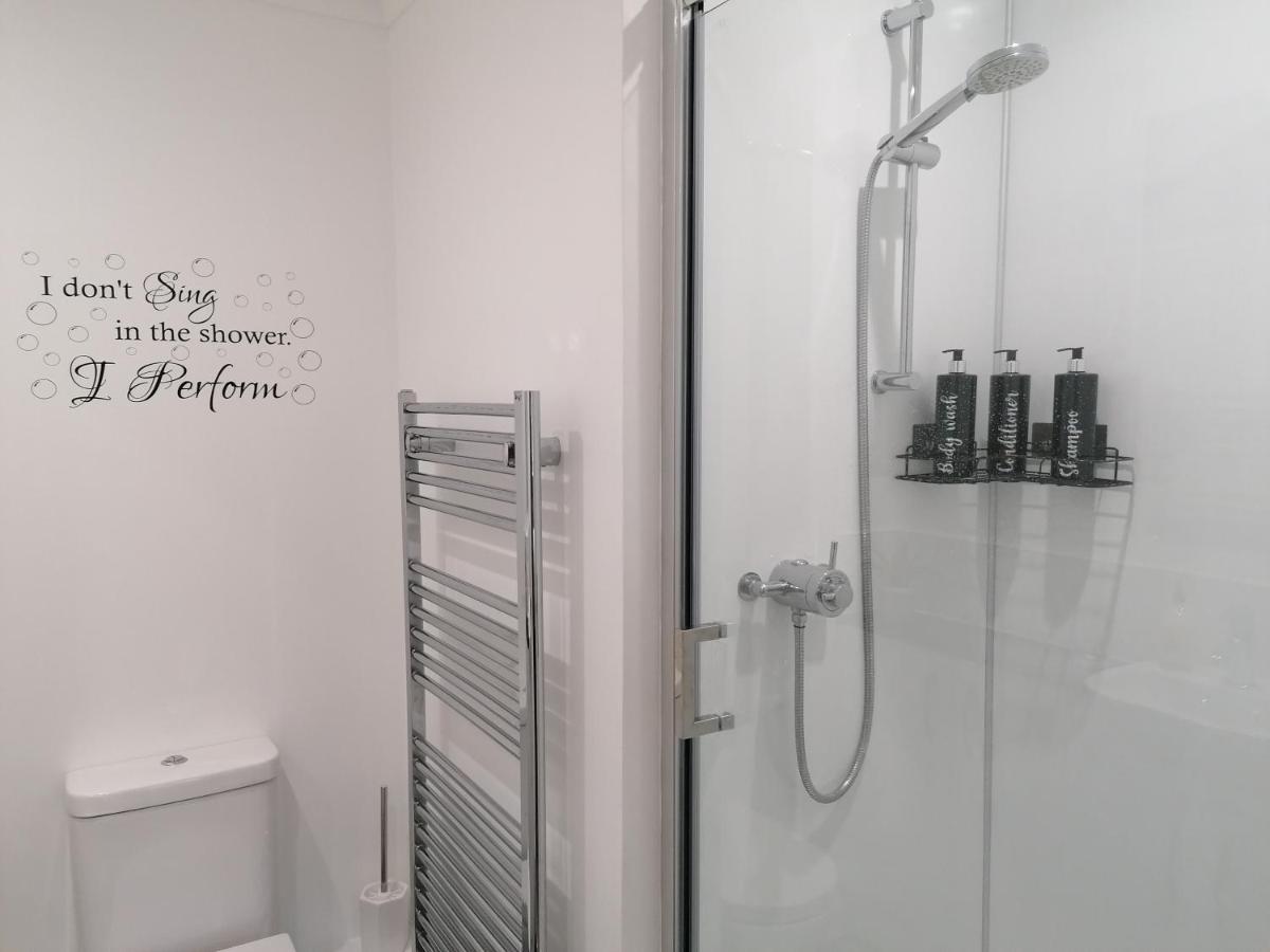 Luxury Modern 2 Bed Apartment, Free Undercroft Parking For 1 Car Southampton Eksteriør bilde
